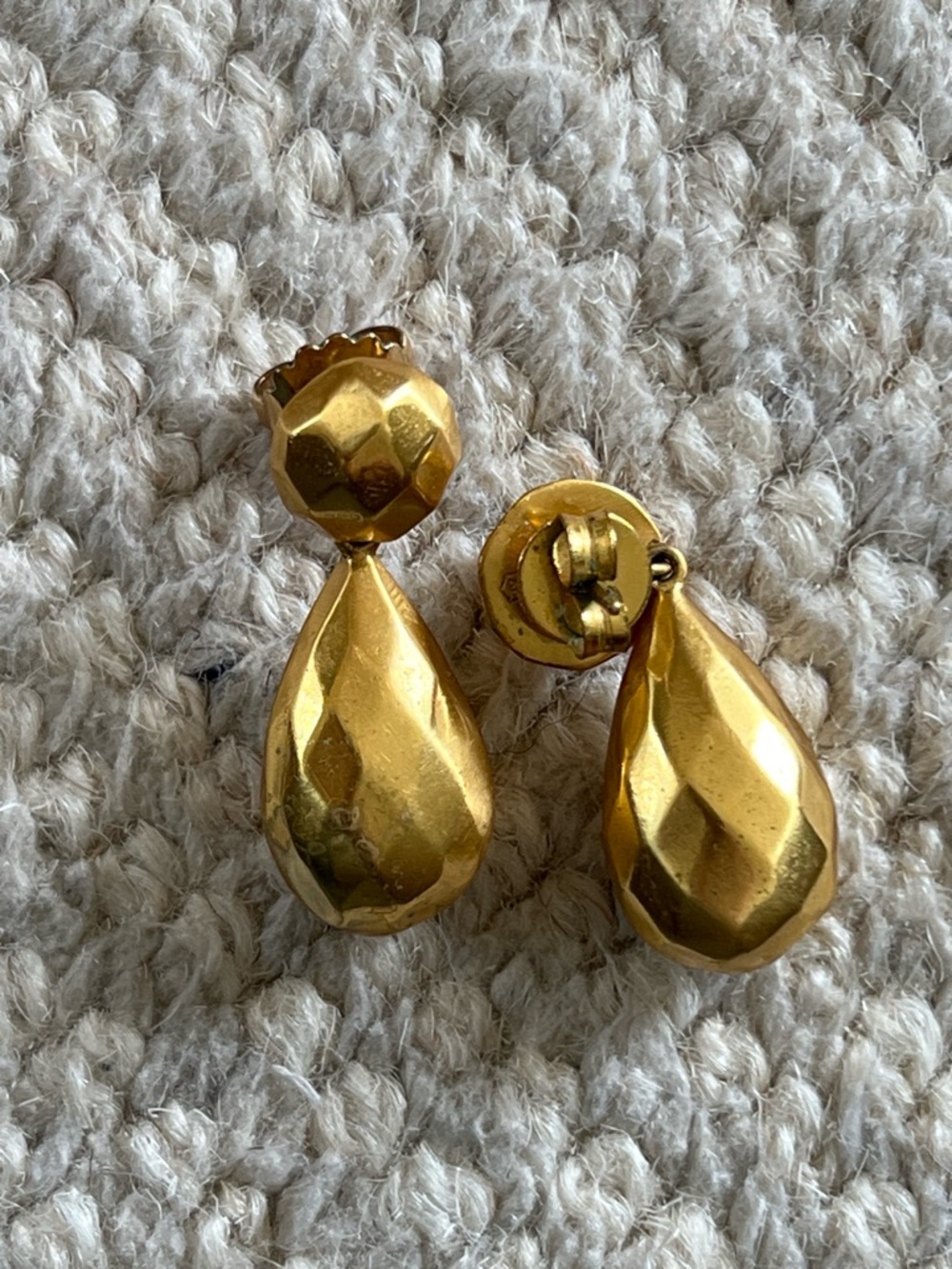 Julie Vos Gold Faceted Teardrop Clip-On Earrings